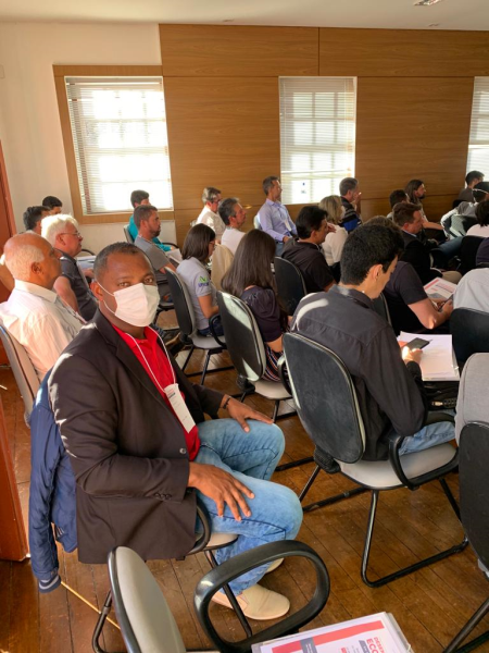 CÂMARA PARTICIPA DE EVENTO: “DESENVOLVIMENTO ECONÔMICO EM DIAMANTINA E REGIÃO” 