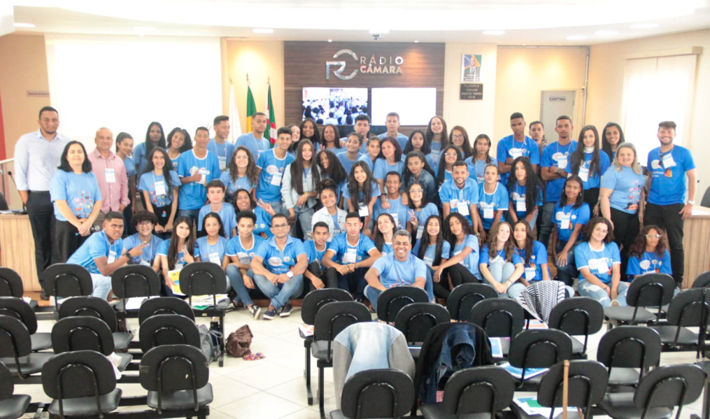 JOVENS DE DIAMANTINA BRILHAM NO PARLAMENTO JOVEM!!