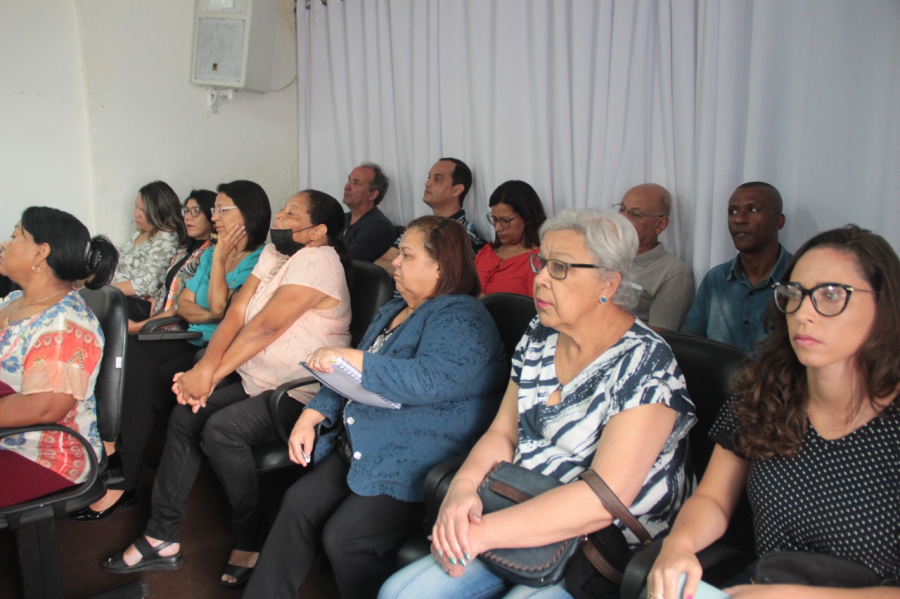  CÂMARA MUNICIPAL DE DIAMANTINA REALIZA AUDIÊNCIA PÚBLICA SOBRE A REORGANIZAÇÃO ADMINISTRATIVA DO EXECUTIVO! 
