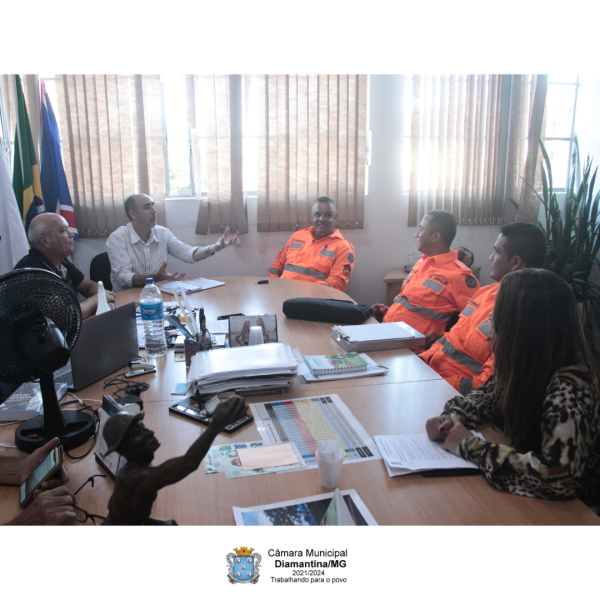 PRESIDENTE DA CÂMARA MUNICIPAL PARTICIPOU DE REUNIÃO PARA DISCUTIR SOBRE A CONTRUÇÃO DA NOVA SEDE DO CORPO DE BOMBEIROS DE DIAMANTINA/MG!