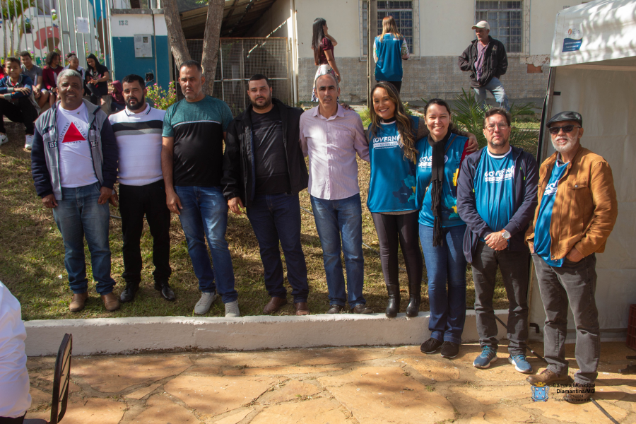 CÂMARA MUNICIPAL DE DIAMANTINA PARTICIPA DO EVENTO "GOVERNO NA ESTRADA" NO DISTRITO DE SENADOR MOURÃO EM UMA INICIATIVA DE DESCENTRALIZAÇÃO!
