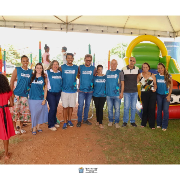  GOVERNO NA ESTRADA NO DISTRITO DE EXTRAÇÃO (CURRALINHO): CÂMARA MUNICIPAL DE DIAMANTINA PRESENTE!