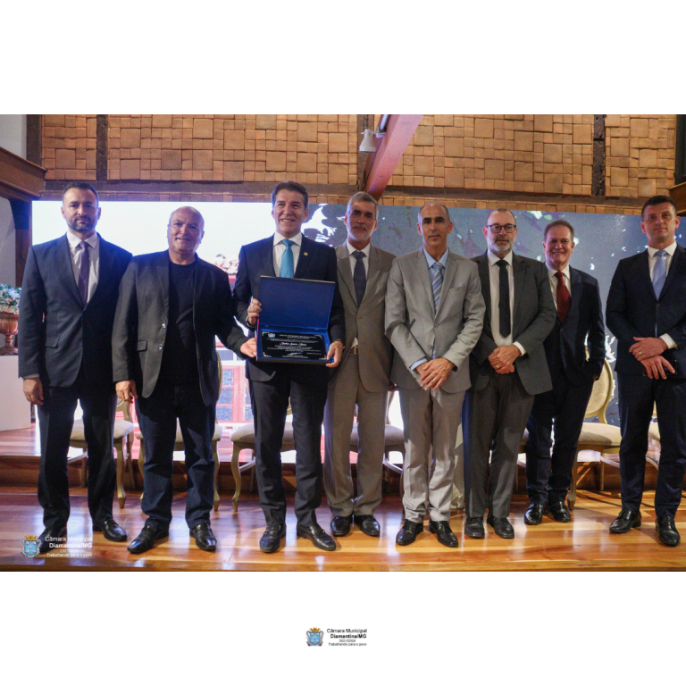 ENTREGA DO TÍTULO DE CIDADÃO HONORÁRIO AO DR. JARBAS SOARES JÚNIOR, PROCURADOR-GERAL DE JUSTIÇA DE MINAS GERAIS E PRESIDENTE DO CONSELHO NACIONAL DOS PROCURADORES-GERAIS.